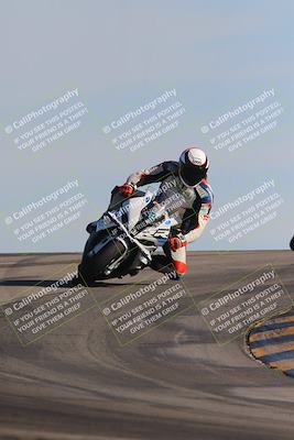 media/Dec-15-2023-Apex Assassins (Fri) [[91f19fb1c7]]/Trackday 1/Session 4 (Turn 12)/